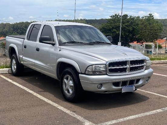 DODGE DAKOTA 3.9 SPORT 4X2 CD V6 12V GASOLINA 4P MANUAL